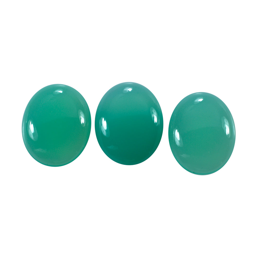 DYED CHRYSOPRASE CHALCEDONY OVAL CAB 16X13MM 5.82 Cts.