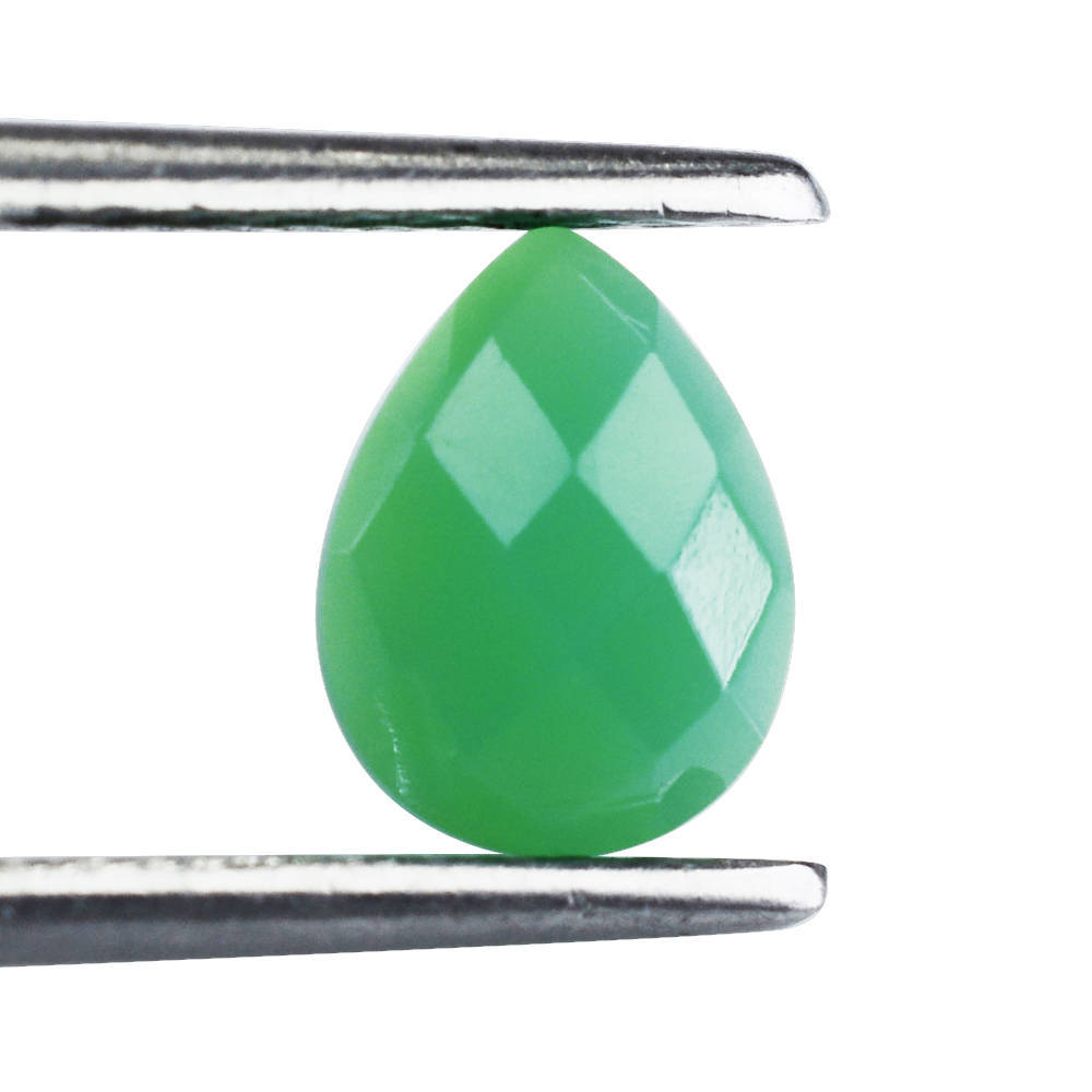 DYED CHRYSOPRASE CHALCEDONY CHECKER PEAR CAB 8X6MM 1.14 Cts.