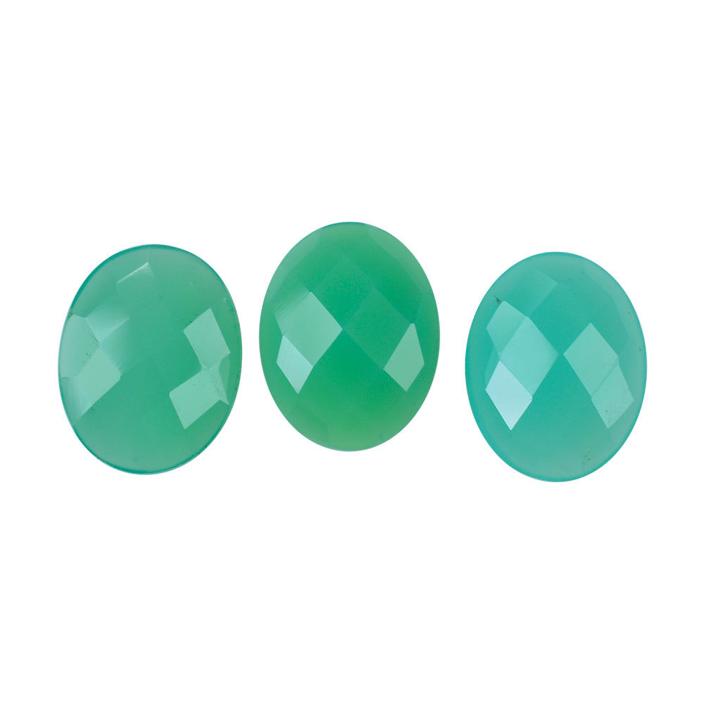 DYED CHRYSOPRASE CHALCEDONY CHECKER OVAL CAB 13X10M 3.29 Cts.