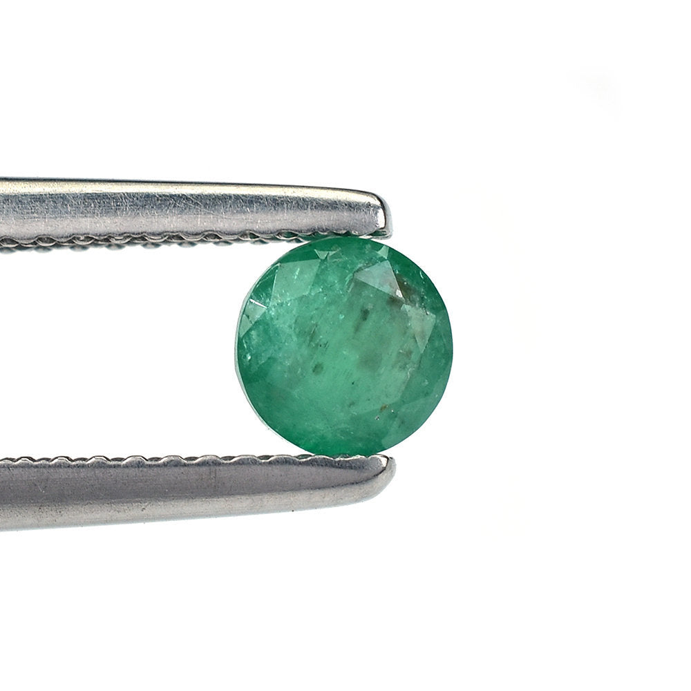 EMERALD STEP CUT (MEDIUM/WITH SOME BLACK SPOTS) ROUND 5.00X5.00 MM 0.43 Cts.