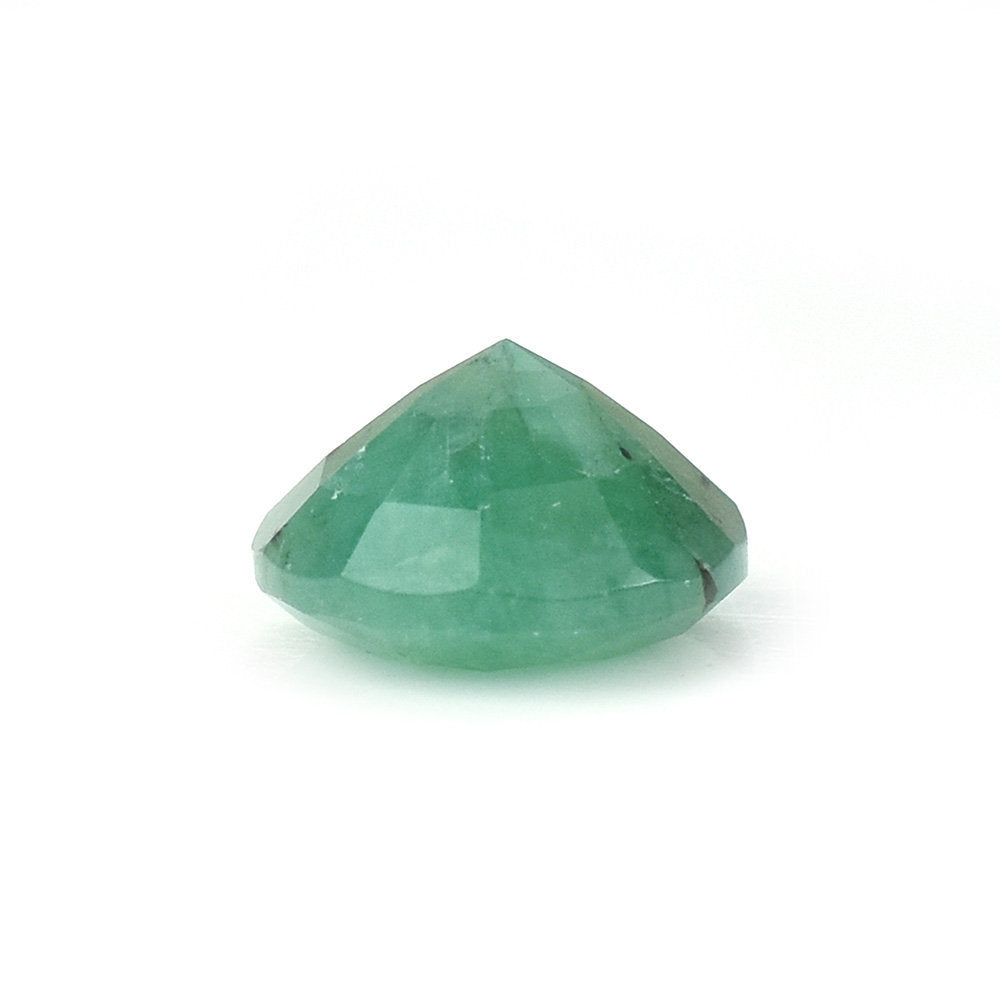 EMERALD STEP CUT ROUND (MEDIUM/WITH SOME BLACK SPOTS) 6.00X6.00 MM 0.72 Cts.