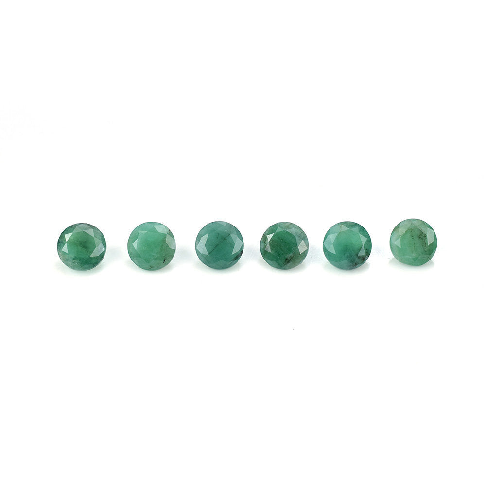 EMERALD STEP CUT ROUND (MEDIUM/WITH SOME BLACK SPOTS) 6.00X6.00 MM 0.72 Cts.