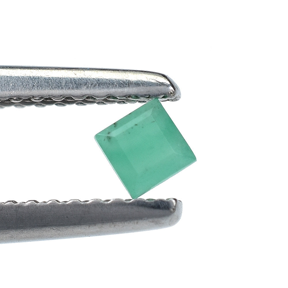 EMERALD STEP CUT (MEDIUM/SI) SQUARE 3.00X3.00 MM 0.14 Cts.