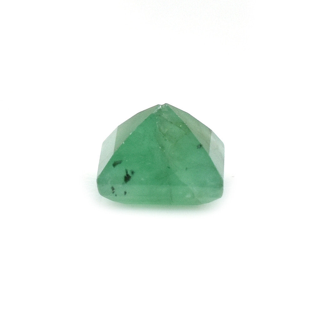 EMERALD STEP CUT SQUARE (MEDIUM/SI) 4.00X4.00 MM 0.34 Cts.