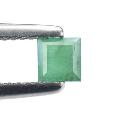 EMERALD STEP CUT SQUARE (MEDIUM/SI) 4.00X4.00 MM 0.34 Cts.