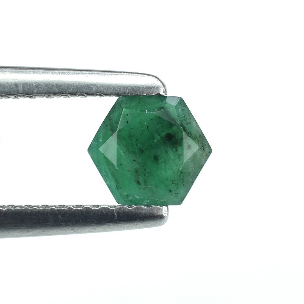 EMERALD CUT HEXAGON (DARK/WITH SOME BLACK SPOTS) 5.50X5.50 MM 0.6 Cts.