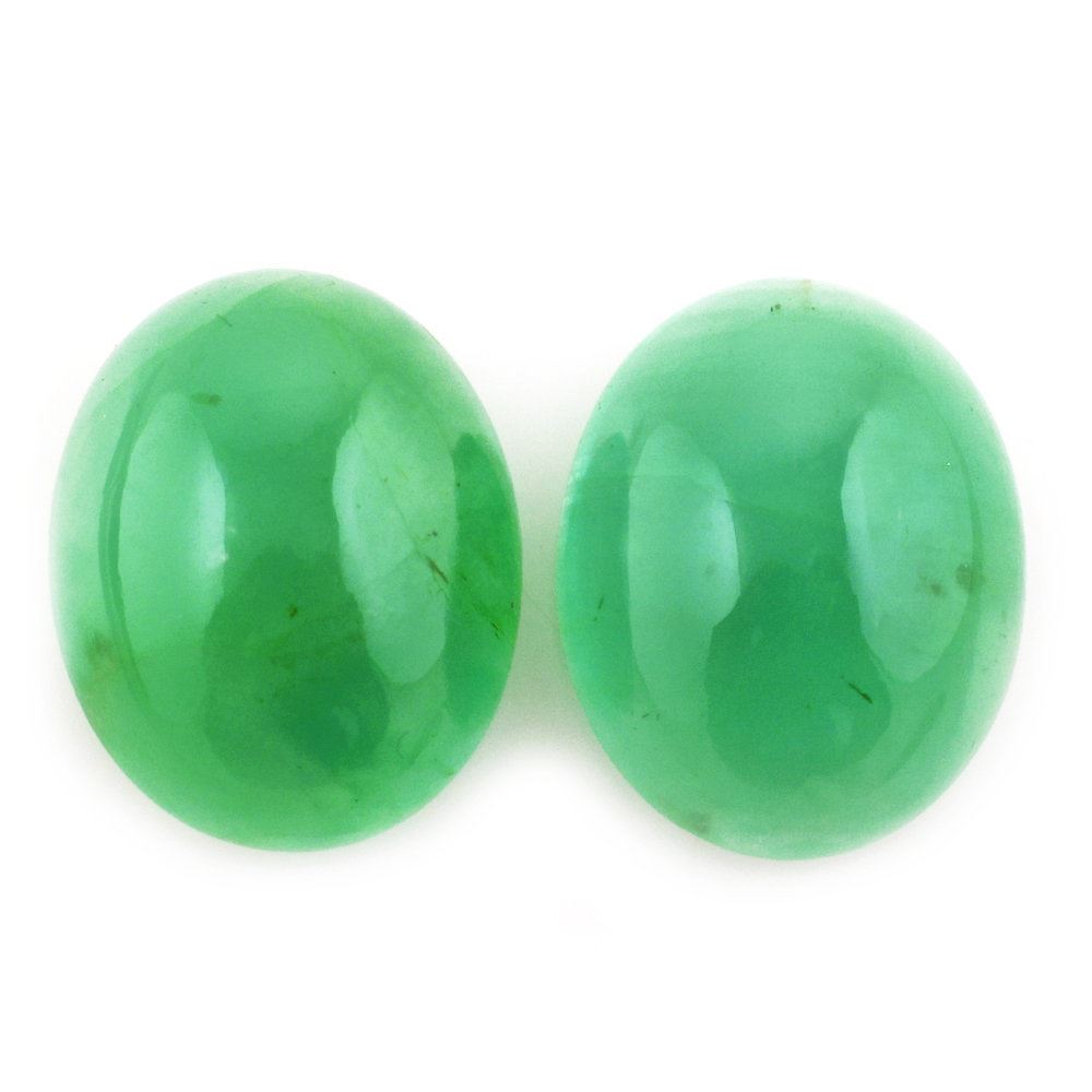 EMERALD OVAL CAB 15X12MM 7.95 Cts.
