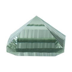 GREEN AMEHTYST CONCAVE CUT SQUARE (DES#48) 12MM 6.95 Cts.