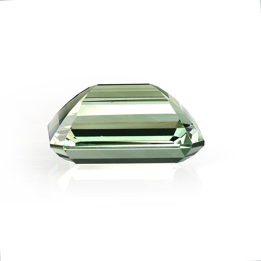 GREEN AMETHYST STEP CUT OCTAGON (SUPER/CLEAN) 18.00X13.00MM 15.59 Cts.