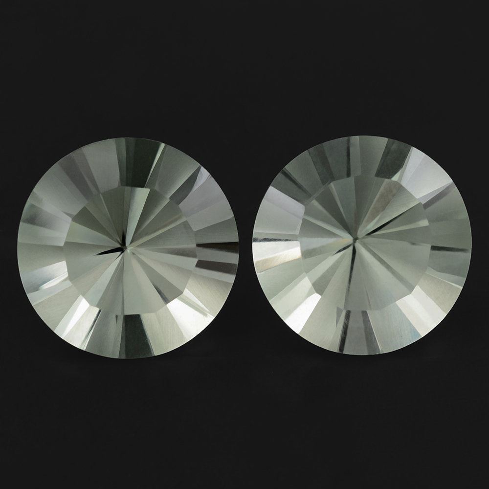 GREEN AMETHYST ROUND DIAMOND CUT WITH ONE FACE POLISH ONE UNPOLISH 17MM 14.15 Cts.