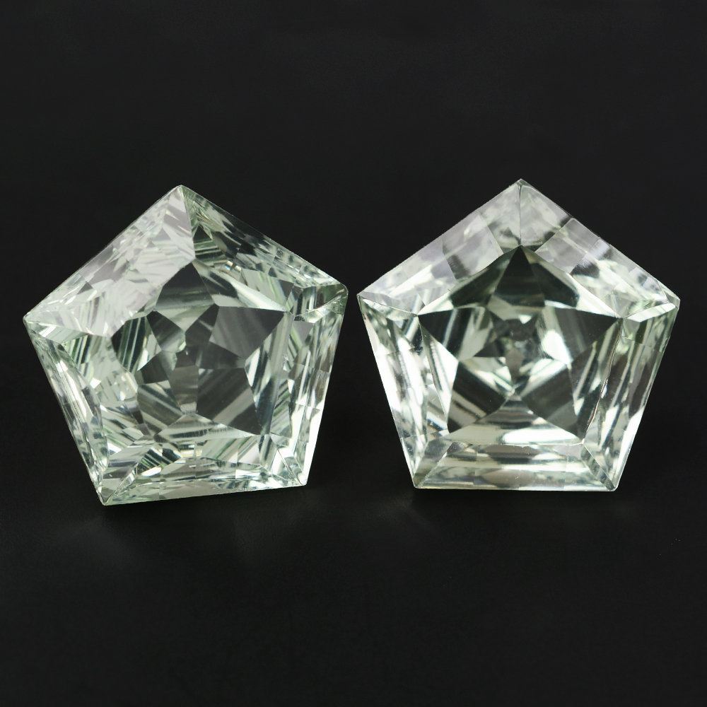 GREEN AMETHYST STAR PENTAGON 15MM 10.48 Cts.