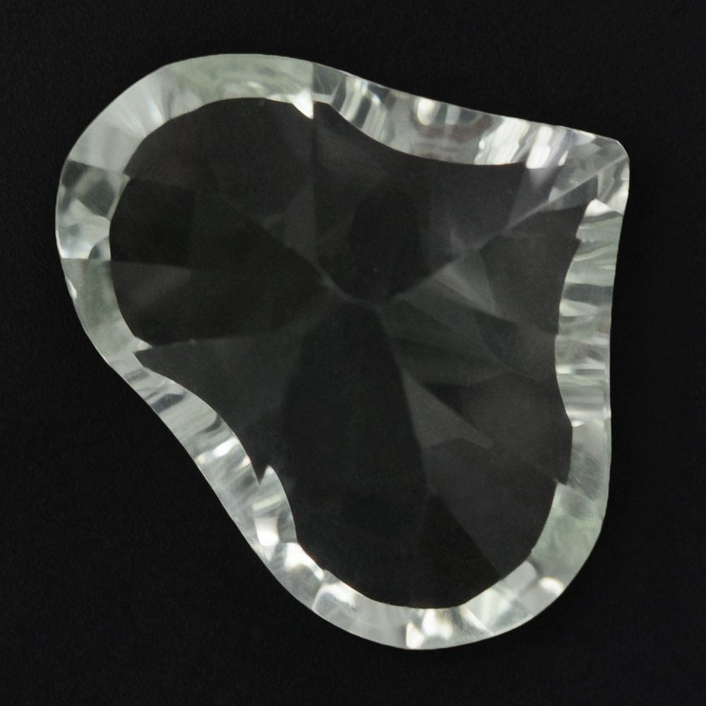 GREEN AMETHYST SPADE 20X16MM 13.86 Cts.