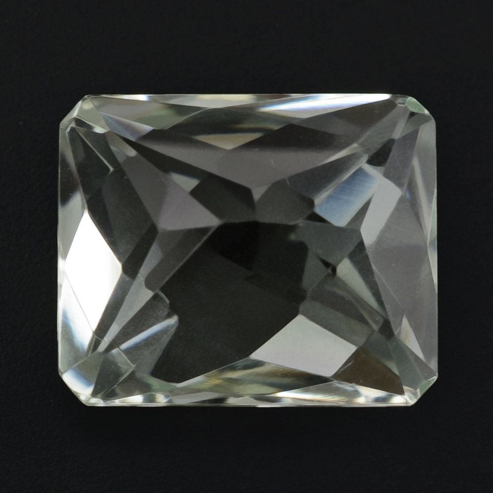 GREEN AMETHYST SPECIAL CHECKER OCTAGON 12X10MM 6.03 Cts.