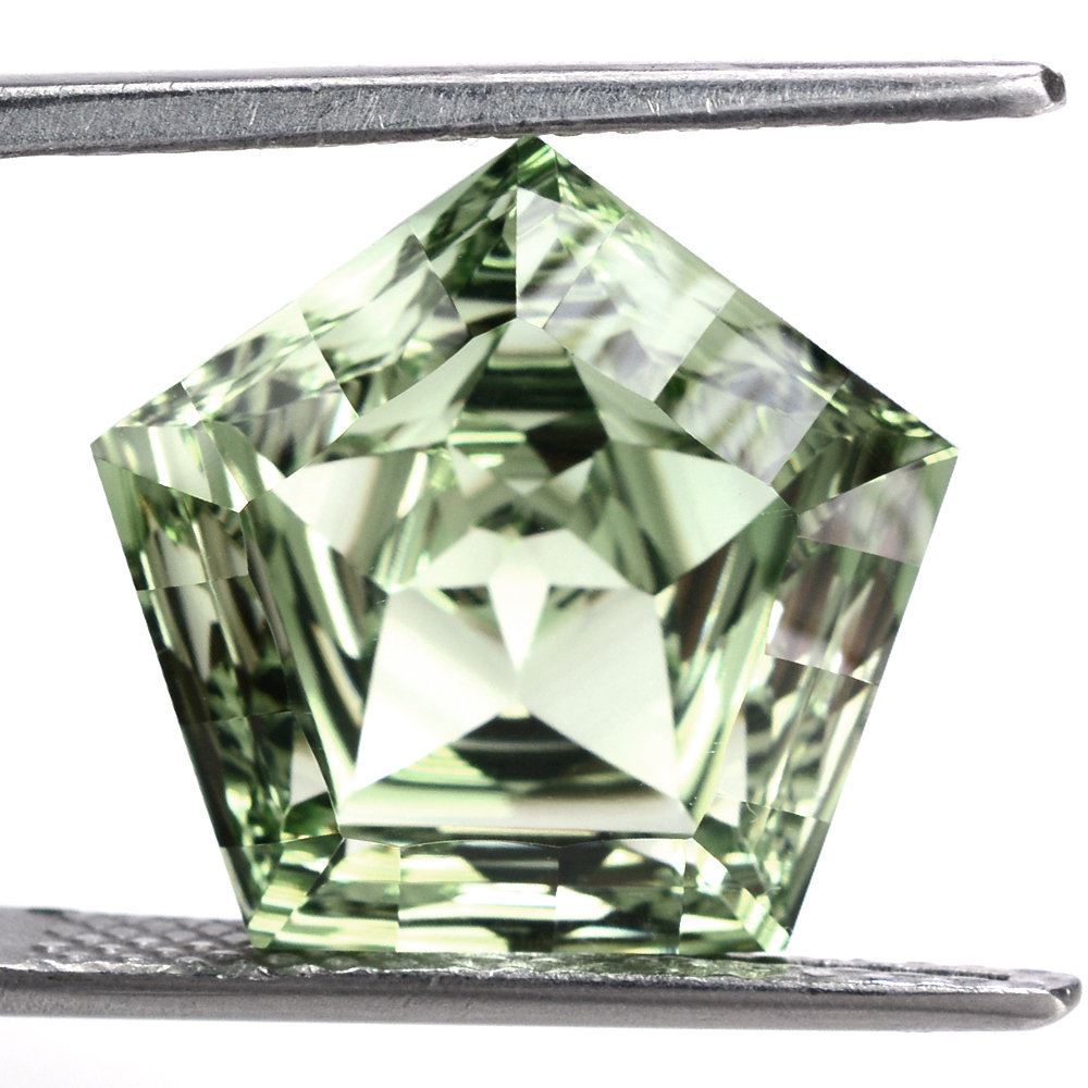 GREEN AMETHYST STAR PENTAGON (DES#95) (SPECIAL) 15MM 10.60 Cts.