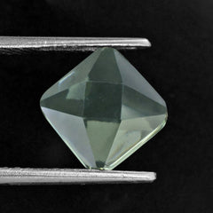 GREEN AMETHYST STAR CUT SQUARE CAB 10MM 5.21 Cts.