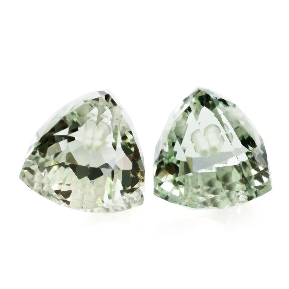 GREEN AMETHYST TRILLION CHOPASA (DES#39) (HALF DRILL) 10MM 5.44 Cts.