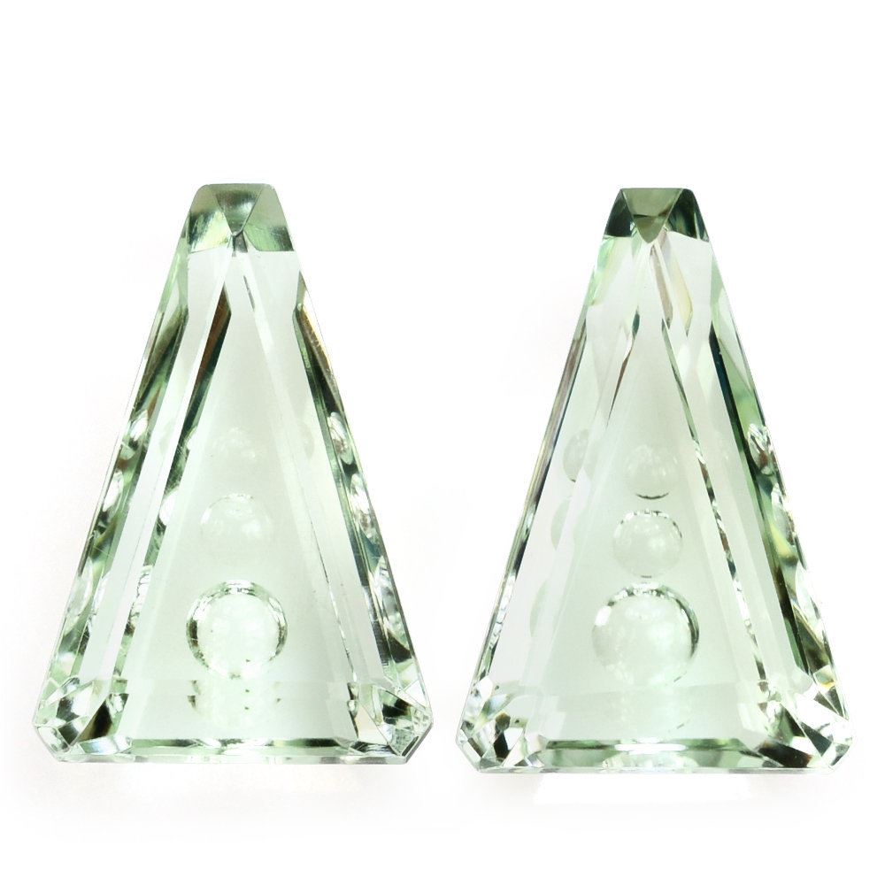 GREEN AMETHYST SUPPER BUBBLE TRAPEZOID (DES#119) 18X12MM 8.01 Cts.