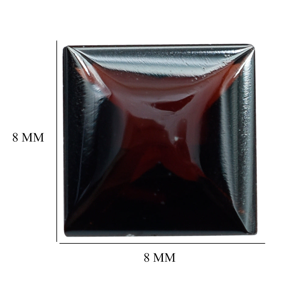 GARNET RED BUFFTOP SQUARE (DARK/CLEAN) 8.00X8.00 MM 2.79 Cts.