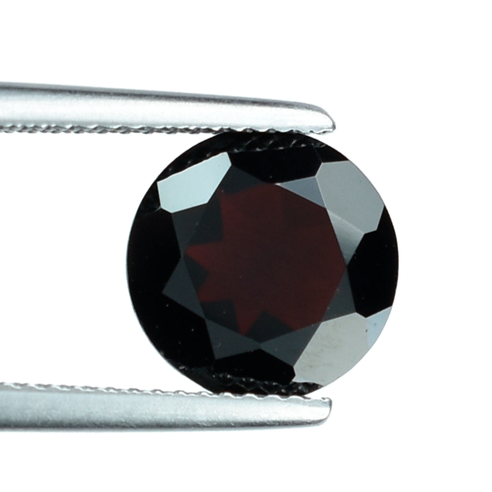 GARNET RED CUT ROUND (DARK/CLEAN) 10.00X10.00 MM 3.58 Cts.