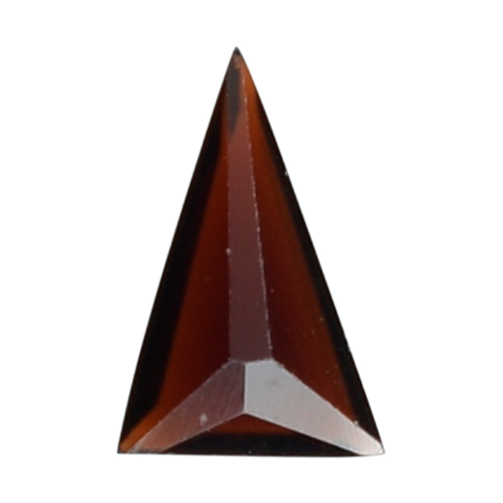 GARNET RED CUT TRIANGLE (DARK/CLEAN) 8.50X5.50 MM 0.74 Cts.