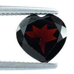 GARNET RED CUT HEART (DARK/CLEAN) 10.00X10.00 MM 3.29 Cts.
