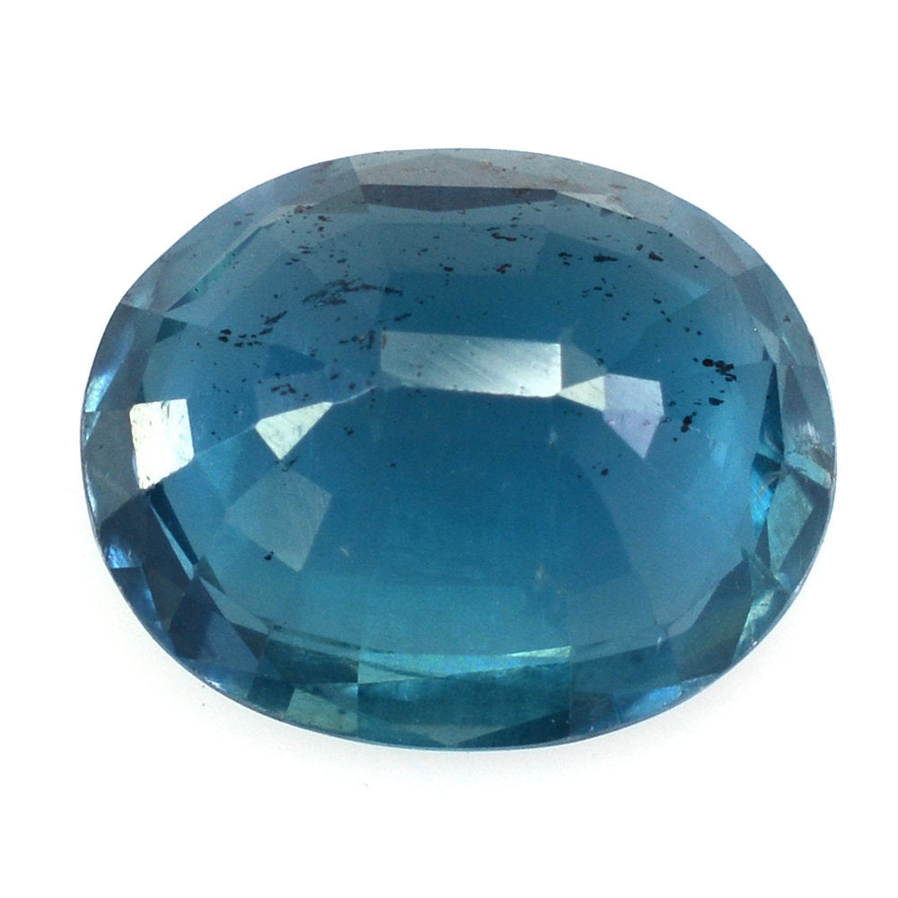 GREEN KYANITE CUT OVAL 11X9MM 4.35 Cts.