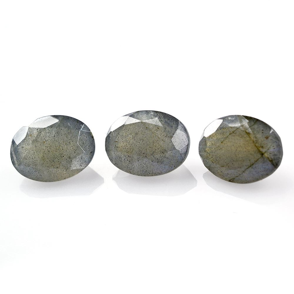 LABRADORITE CUT OVAL 12X9MM 3.73 Cts.