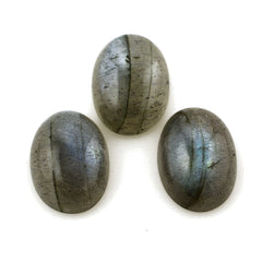 LABRADORITE OVAL CAB 13X9MM 4.19 Cts.