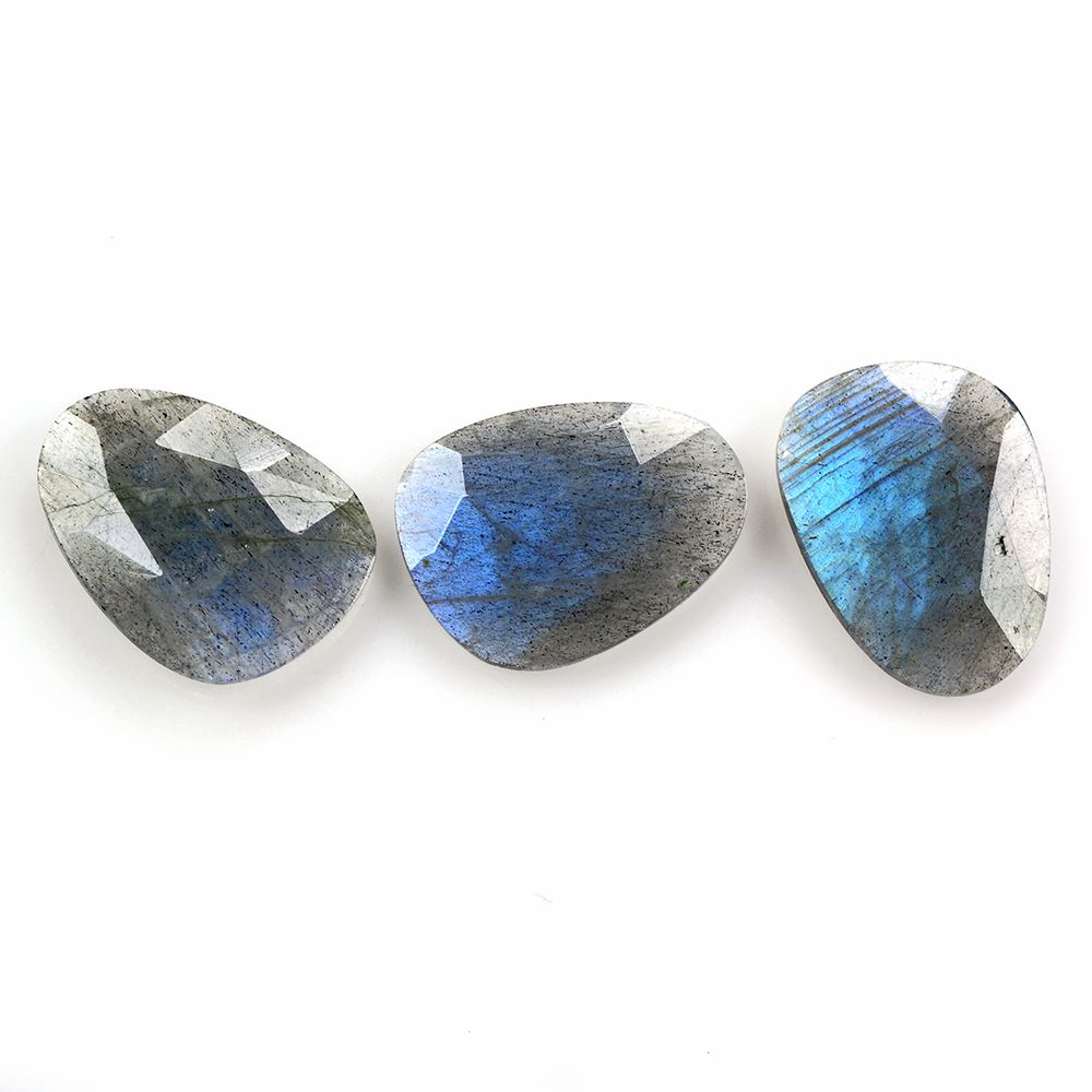 LABRADORITE ROSE CUT BRIOLETTE IRREGULAR PEARISH 20X15MM 7.60 Cts.
