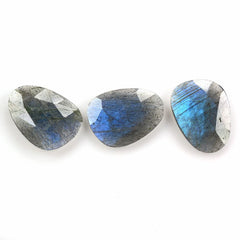 LABRADORITE ROSE CUT BRIOLETTE IRREGULAR PEARISH 20X15MM 7.60 Cts.