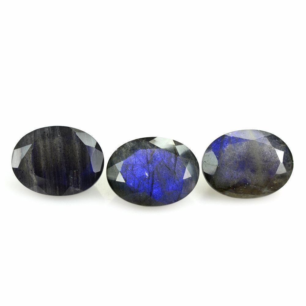 GREY LABRADORITE CUT OVAL (BLUE) 16X12MM 8.73 Cts.