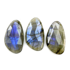 GREY LABRADORITE ROSE CUT IRREGULAR PEARISH CAB 25X14MM (BLUE/HI) 9.97 Cts.