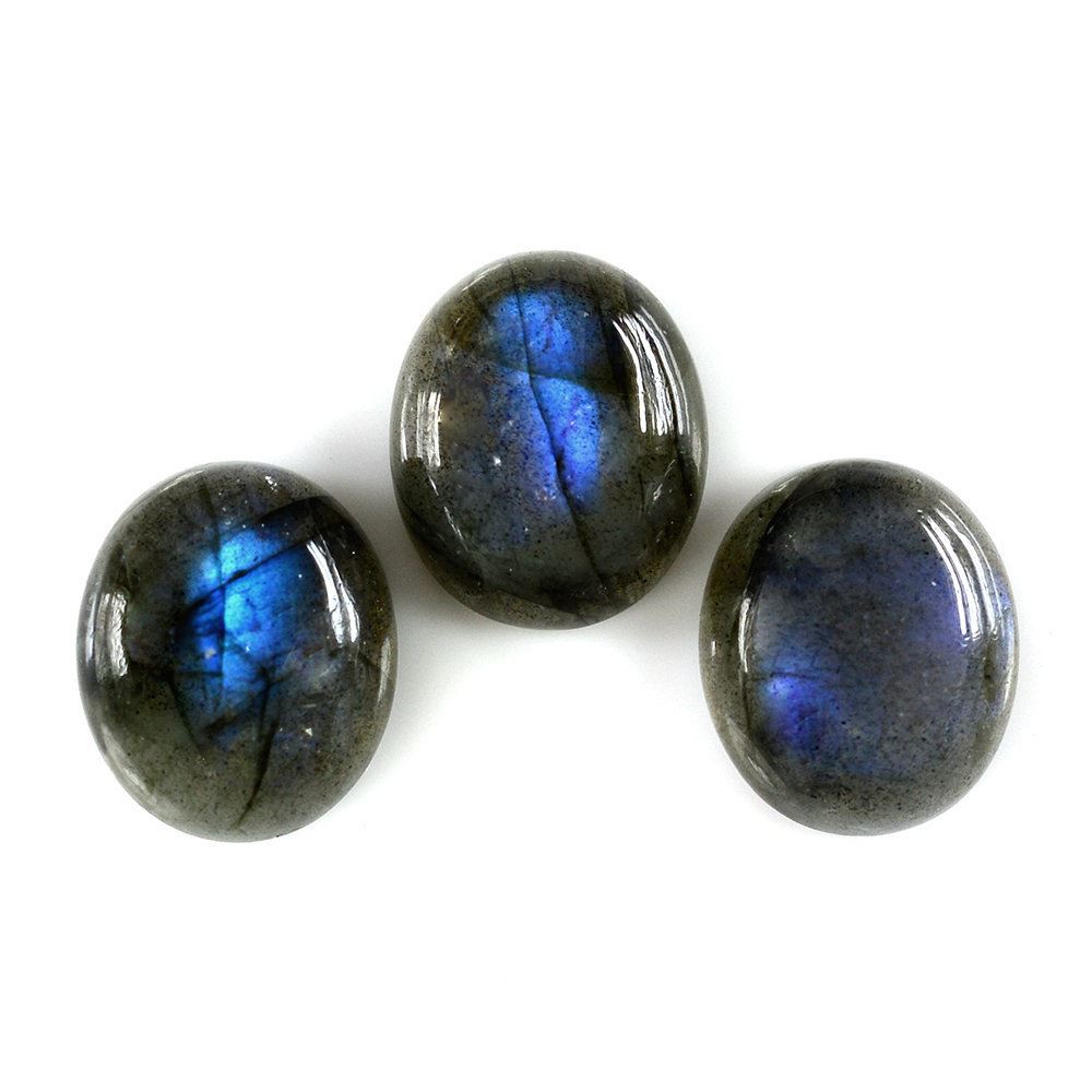 GREY LABRADORITE OVAL CAB 12X10MM 4.72 Cts.