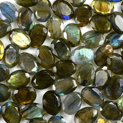 GREY LABRADORITE ONE SIDE ROSE CUT & ONE SIDE TABLE CUT OVAL (BLUE GREEN SHINE) 15X11MM 4.31 Cts.