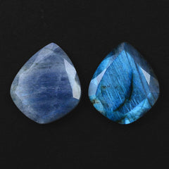 LABRADORITE BOTH SIDE TABLE CUT KITE 26.70X22.40MM 18.12 Cts.