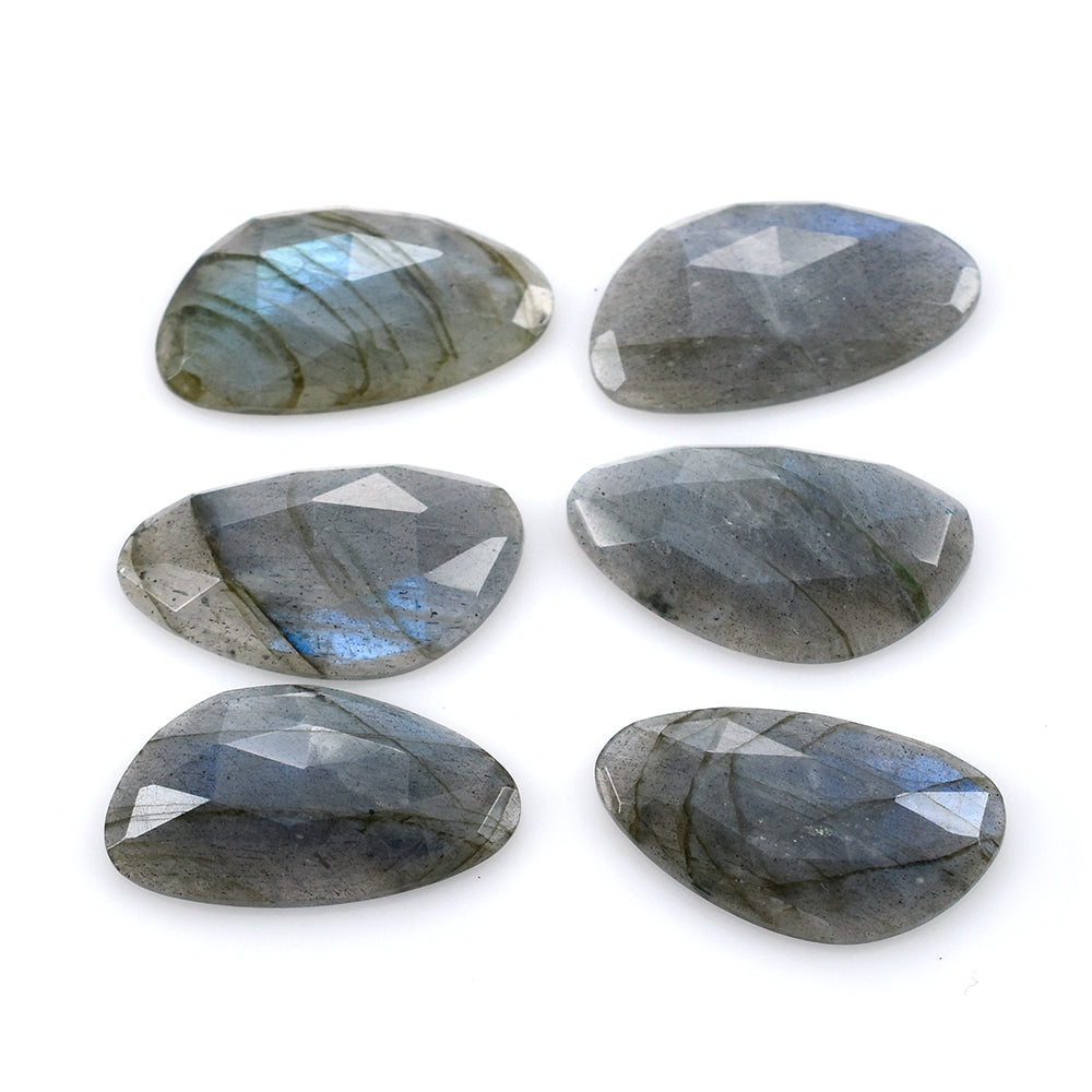 GREY LABRADORITE ROSE CUT IRREGULAR PEARISH 25X14MM 10.10 Cts.