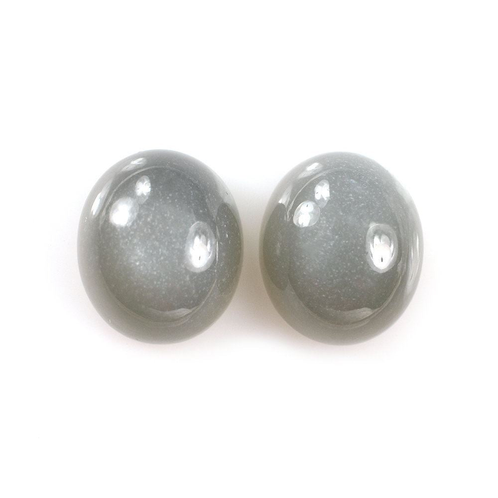 GREY MOONSTONE PLAIN OVAL CAB (MEDIUM) 14X12MM 8.69 Cts.