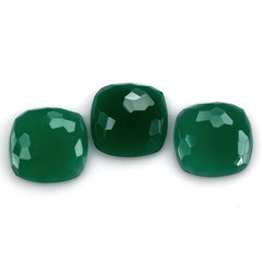 GREEN ONYX IRREGULAR CUT CUSHION CAB 16MM (MEDIUM/CLEAN) 8.80 Cts.