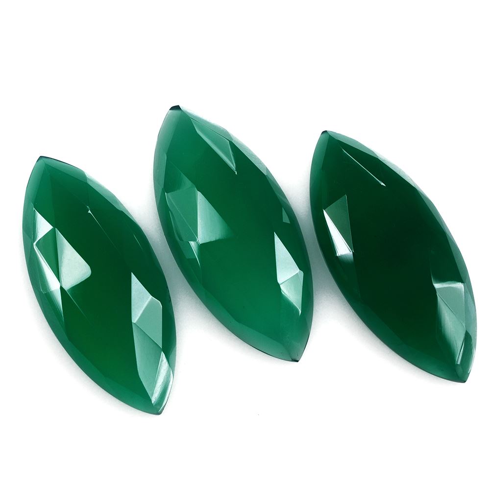GREEN ONYX ROSE CUT MARQUISE CAB 30X13MM 12.40 Cts.