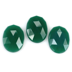 GREEN ONYX ROSE CUT OVAL CAB 20X15MM (MEDIUM/CLEAN) 10.07 Cts.