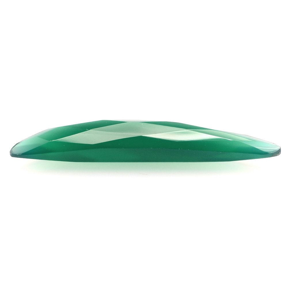 GREEN ONYX BRIOLETTE HALF PEAR 27X7MM 3.96 Cts.
