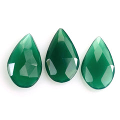 GREEN ONYX ROSE CUT BRIOLETTE IRREGULAR PEAR 16X10MM 3.35 Cts.