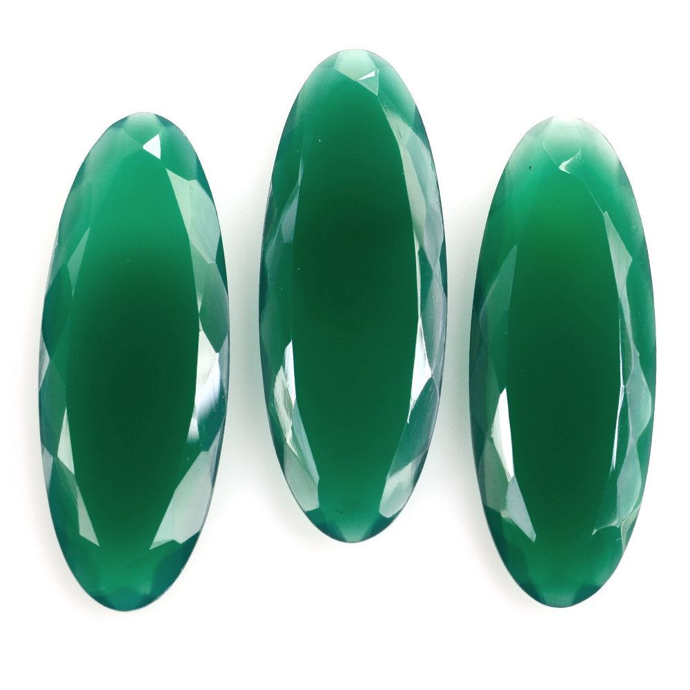 GREEN ONYX BOTH SIDE TABLE CUT OVAL 35X13MM (DARK/CLEAN) 13.23 Cts.