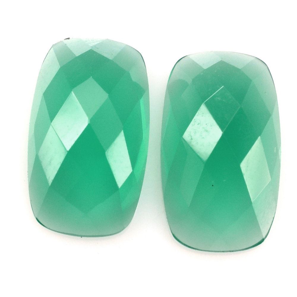 GREEN ONYX CHECKER CUT CUSHION CAB 12X7MM 2.30 Cts.
