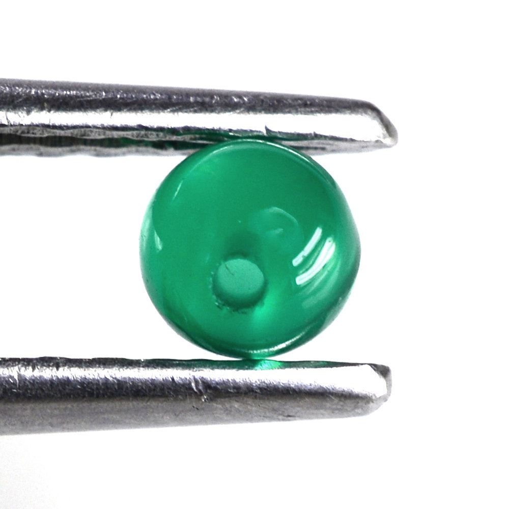 GREEN ONYX PLAIN BALLS (HALF DRILL 0.80) 4MM 0.45 Cts.