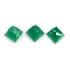GREEN ONYX CHECKER SQUARE CAB 8MM 2.40 Cts.