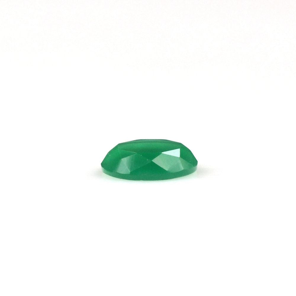 GREEN ONYX TABLE CUT ROUND CAB 4.50MM 0.21 Cts.