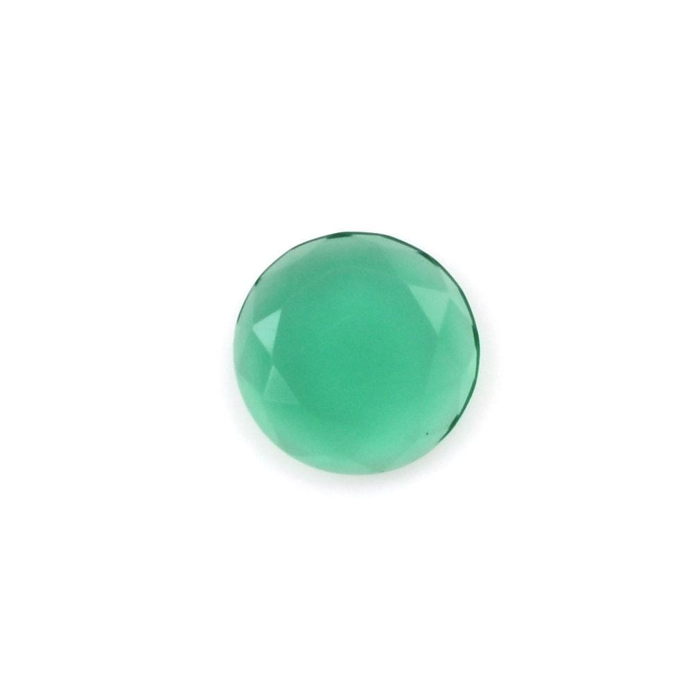 GREEN ONYX TABLE CUT ROUND CAB 4MM 0.16 Cts.