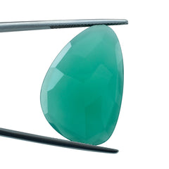 GREEN ONYX ROSE CUT BRIOLITE IRREGULAR PEARISH 30X20MM 15.70 Cts.