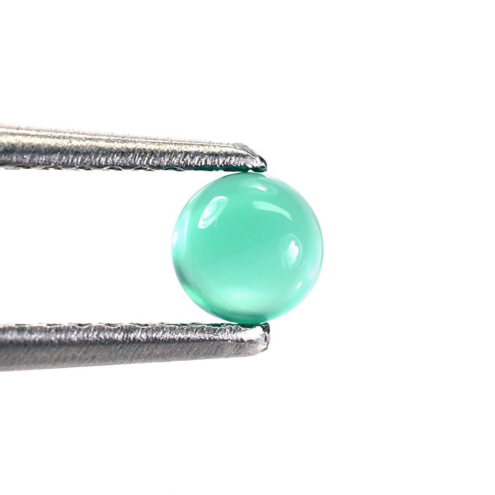 GREEN ONYX PLAIN ROUND CAB 4X4MM 0.28 Cts.